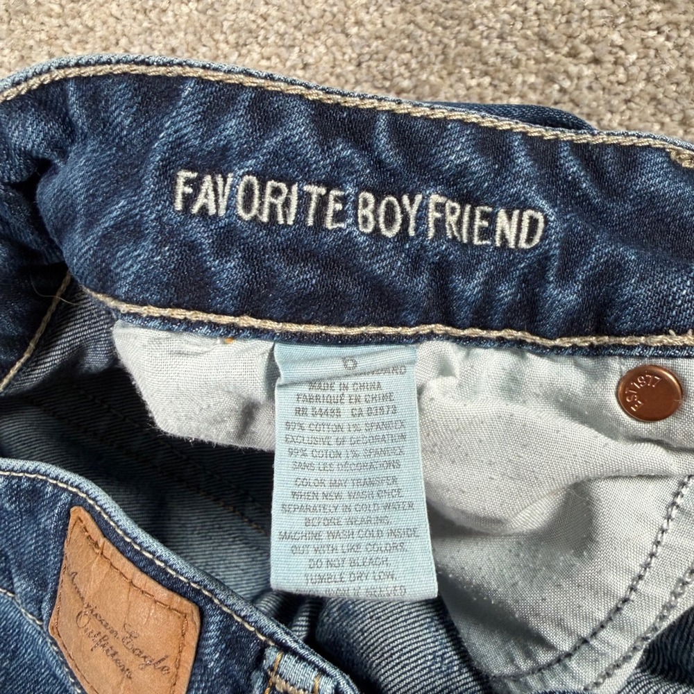 American Eagle Favorite Boyfriend Jeans Womens 6 (FITS 28x30) Blue READ - Picture 7 of 14